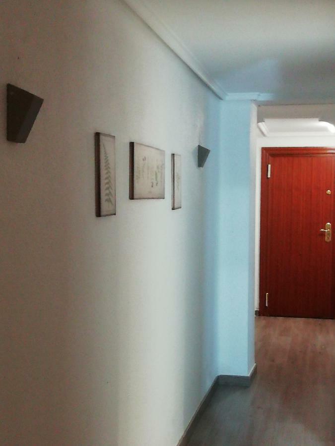 Apartamento Torres Apartment บาเลนเซีย ภายนอก รูปภาพ